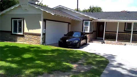 1043 W Orange Road, Santa Ana, CA 92706 - MLS#: DW25068791