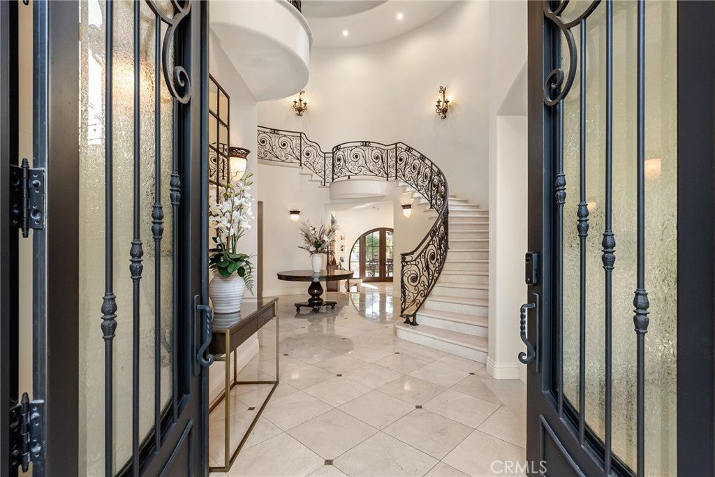 25878 Shady Oak