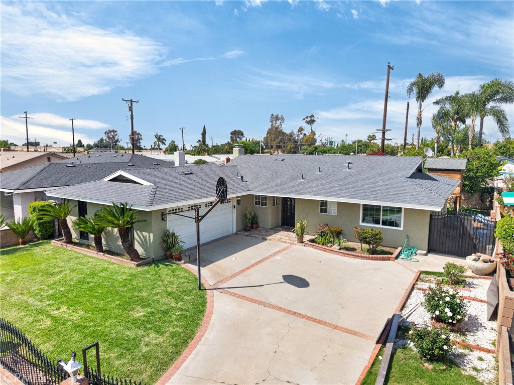 15933 Three Palms Street