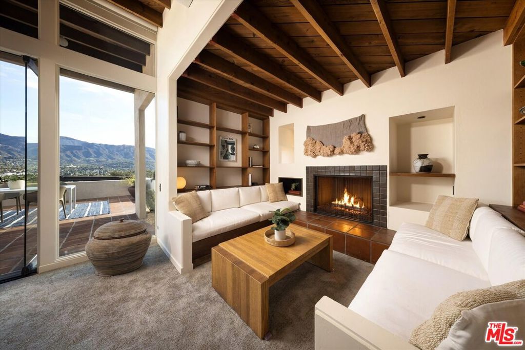 1410 La Cima Road