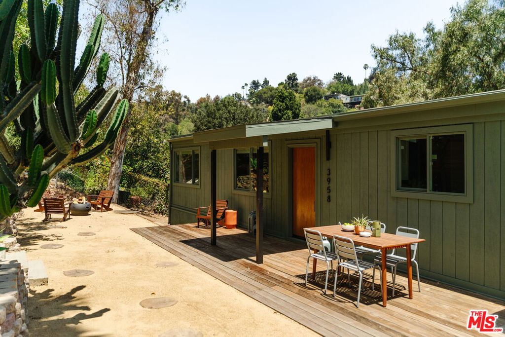 3958 Glenalbyn Drive, Los Angeles CA 90065