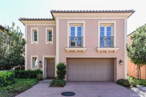 Photo of 99 Bianco, Irvine, CA 92618 (MLS # OC26069533)