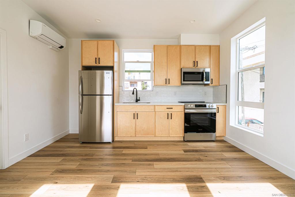 San Diego - Residential Income