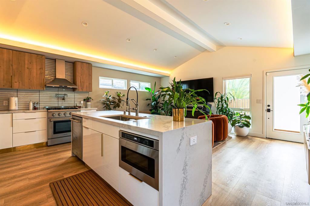 San Diego - Residential Income