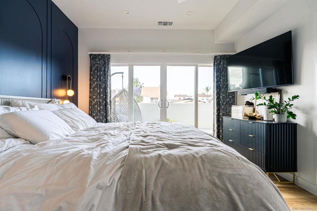 San Diego - Residential Income