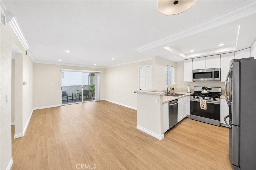 16377 Lakeshore Drive 6K