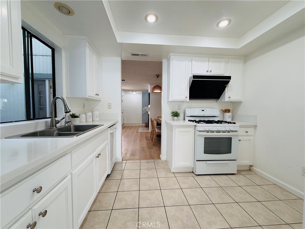 1044 Kent Drive