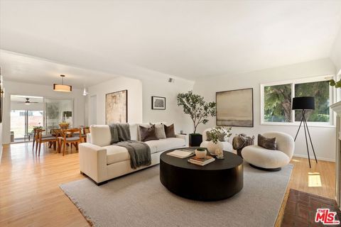 Photo of 2800 Veteran Avenue, Los Angeles, CA 90064 (MLS # 26668365)