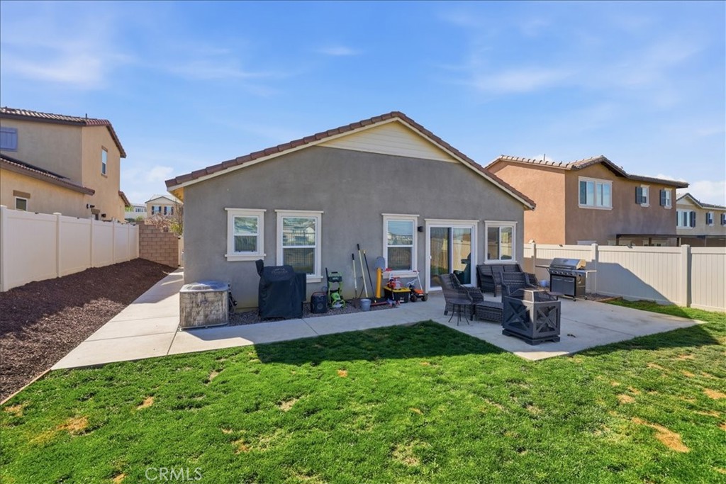 35216 Price Street