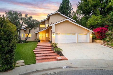 Photo of 1759 Paseo Verano, San Dimas, CA 91773 (MLS # CV26070949)