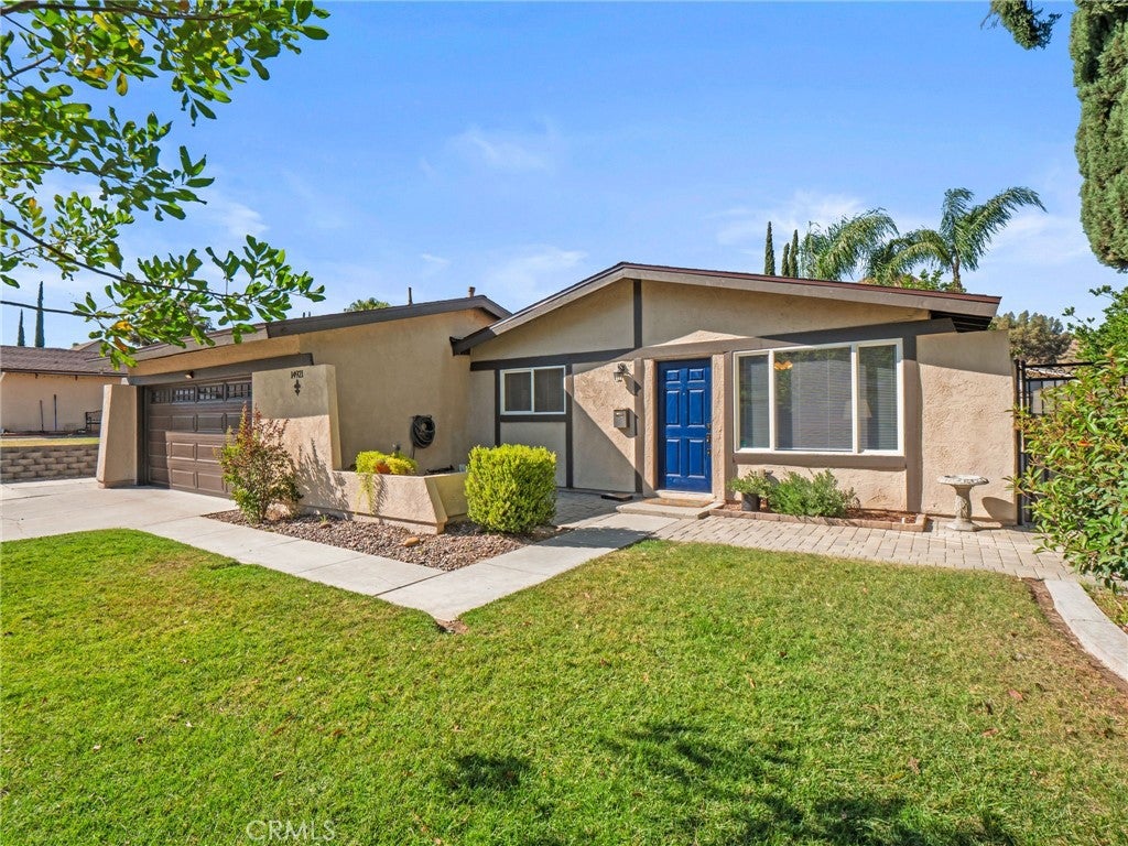 14921 Daffodil Avenue