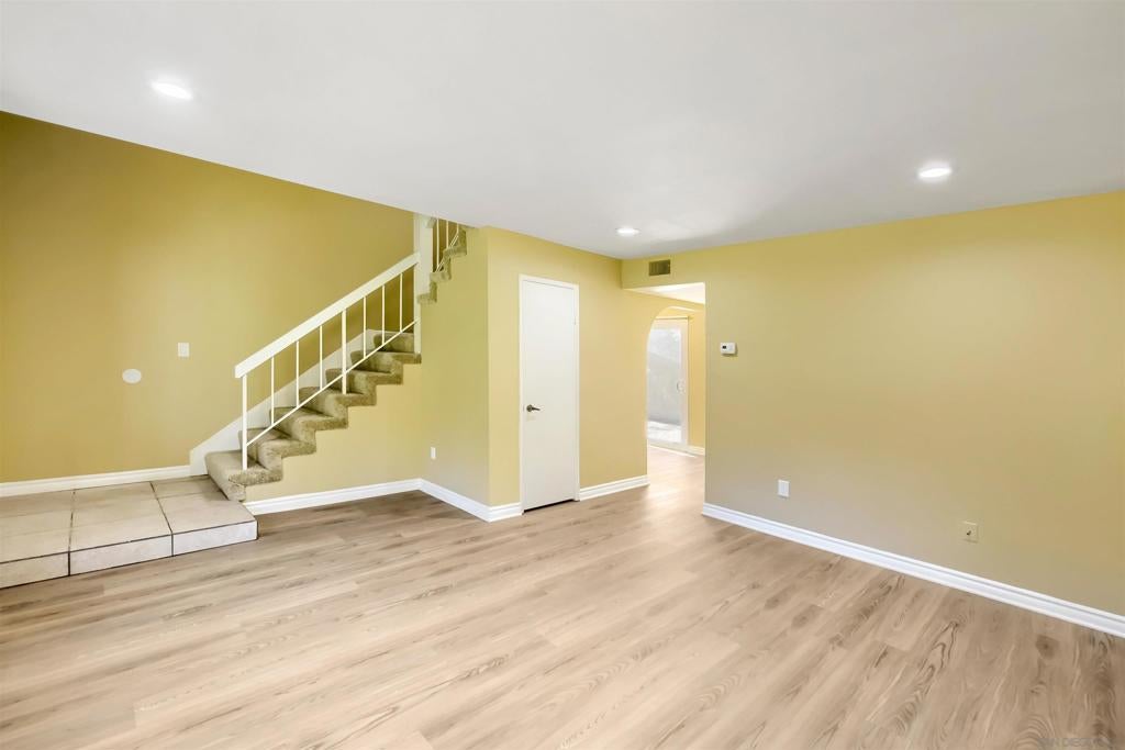 5095 La Cuenta Dr