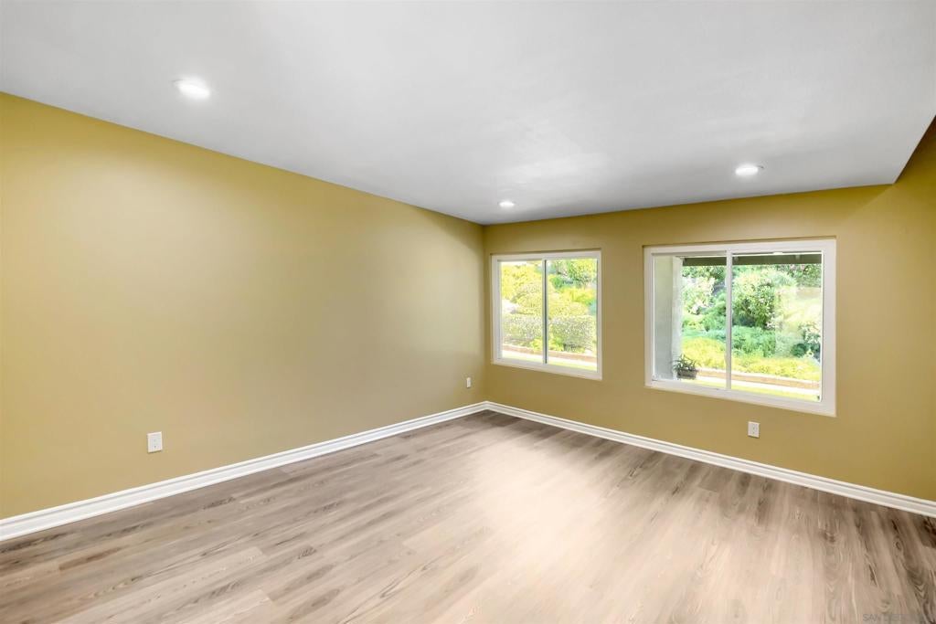 5095 La Cuenta Dr