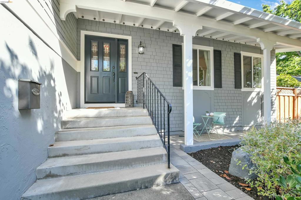 2622 Breton Pl