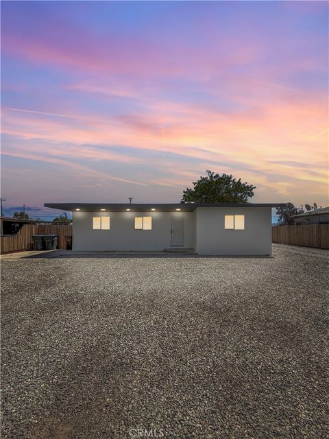 Photo of 184 N Acacia St, Blythe, CA 92225 (MLS # SW26093513)