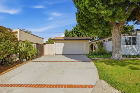 Photo of 15025 Rosalita Dr, La Mirada, CA 90638 (MLS # PW26017631)