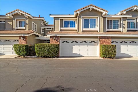 Photo of 13615 Almond St, Tustin, CA 92782 (MLS # OC25247981) Photo of 13615 Almond St, Tustin, CA 92782 (MLS # OC25247981)