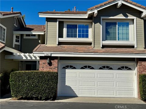 Photo of 13615 Almond St, Tustin, CA 92782 (MLS # OC25247981) Photo of 13615 Almond St, Tustin, CA 92782 (MLS # OC25247981)