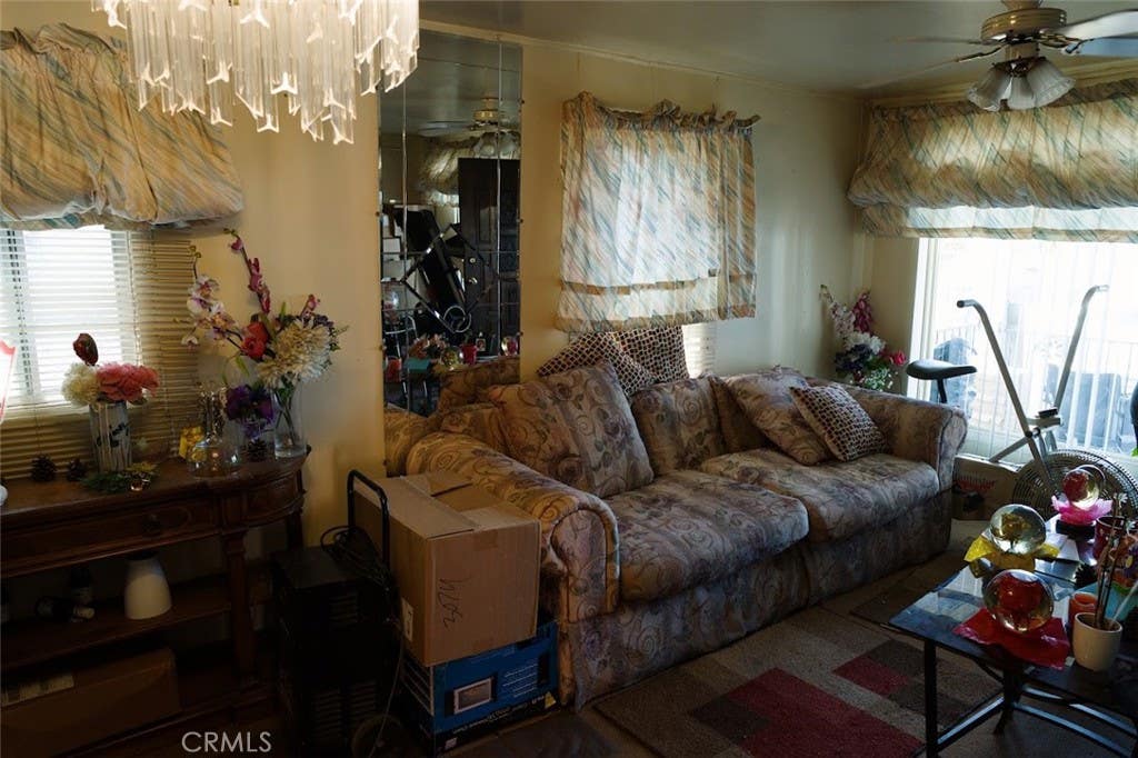 Photo of 226 E 105th Street, Los Angeles, CA 90003 (MLS # SR25230543)
