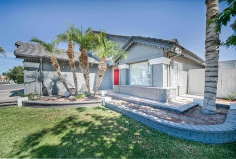 2499 Sandalwood Dr, El Centro, CA 92243 - MLS#: PTP2606870