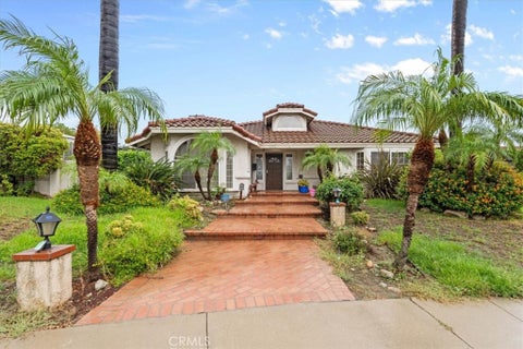 Photo of 1152 N Redding WAY, Upland, CA 91786 (MLS # CV26216723)