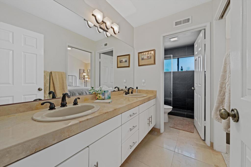 Indian Wells C.C. - Residential Lease