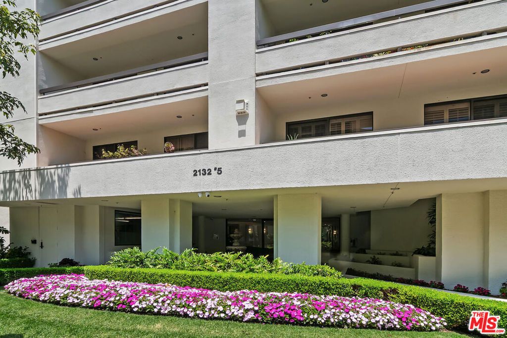Photo of 2132 Century Park Lane #304, Los Angeles, CA 90067 (MLS # 25557241)