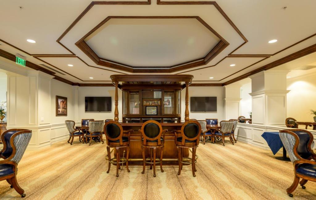 10 Crystal Springs Road 2414