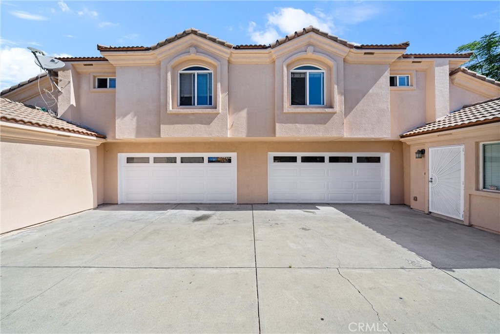Properties 3 930 S Charlotte Avenue