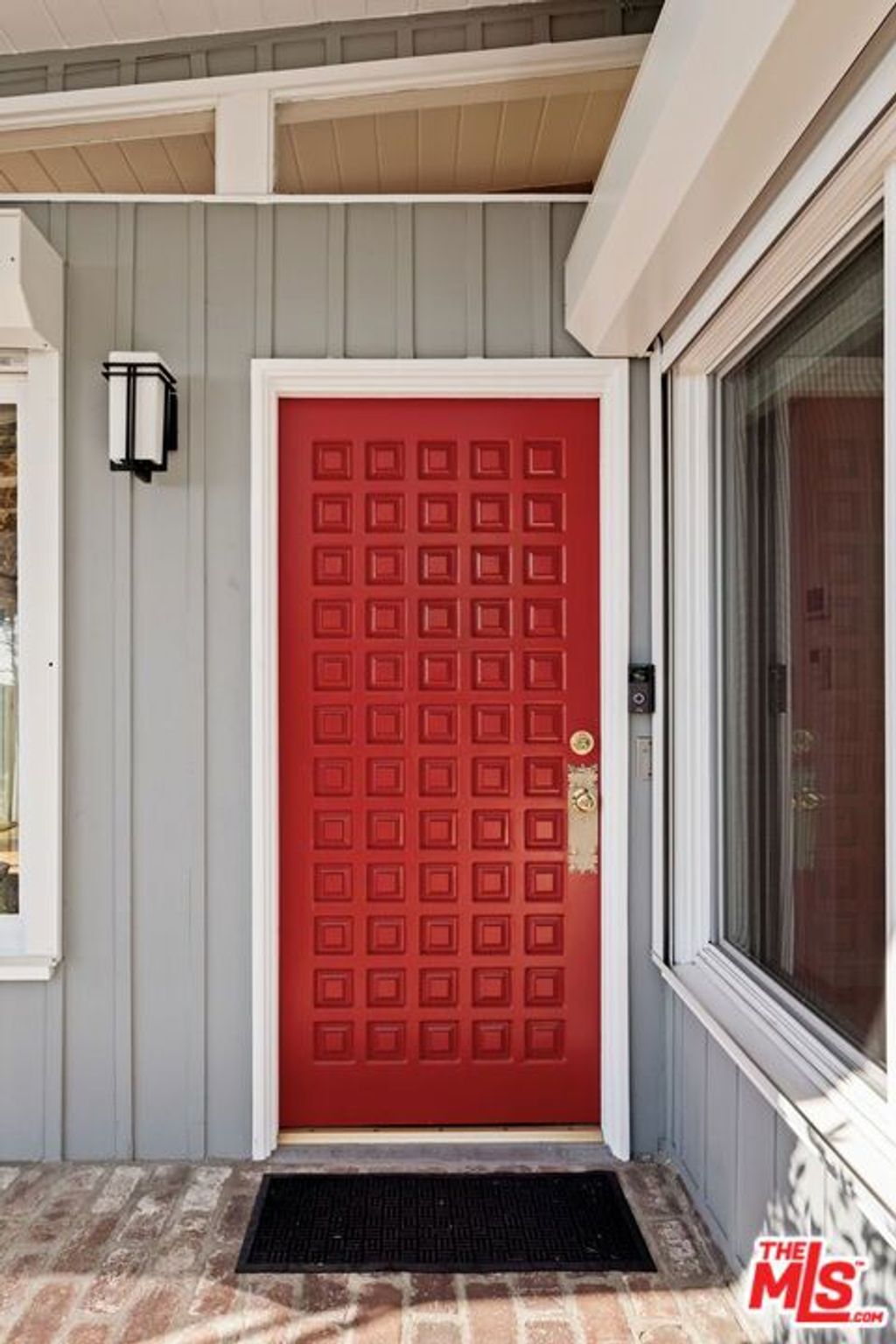 Photo of 8295 Hollywood Boulevard, Los Angeles, CA 90069 (MLS # 25621645)