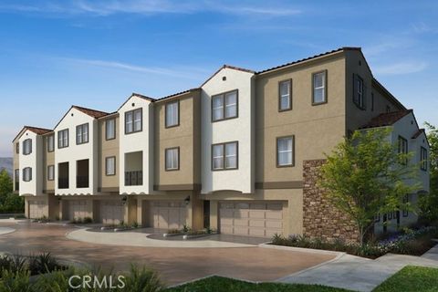 2410 E Agave Street 3 Anaheim CA 92806