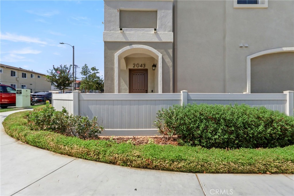This beautiful townhome located in Torrance is a part of the Teramo Townhome community built in 2023. This is bright and airy property located on a corner lot is perfect for a family of 2-4people. Interior features included designer selected Carpeting in bedrooms, a stylish Island in the kitchen, and wide plank hardwood flooring throughout the rest of the house. This property is equipped with air conditioning and Central heating. The appliances include LG Washer/ Dryer; and stainless- steel Refrigerator, smart range with Air Fryer, a Microwave and a Dishwasher.
There is a two-car attached garage with electric car charger. Across the street there is a Charles H Park, which can be viewed from the balcony from the unit. Park has also Children playground, sitting area, Sport courts (Basketball and Baseball). Plenty of parking Street and Park parking and a private Visitor parking in the community.
Elementary, Middle and High School are less than a mile.
Old Town of Torrance, South Bay Plaza, Carson Plaza, and Western town plaza are close by too.
DON'T MISS OUT TO VISIT THIS PROPERTY!
