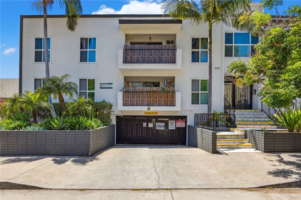 Properties 2 1545 Gordon Street