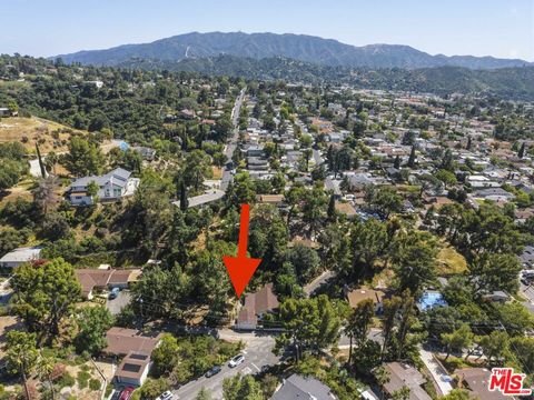 Photo of 7072 Owens Street, Tujunga, CA 91042 (MLS # 26708899)