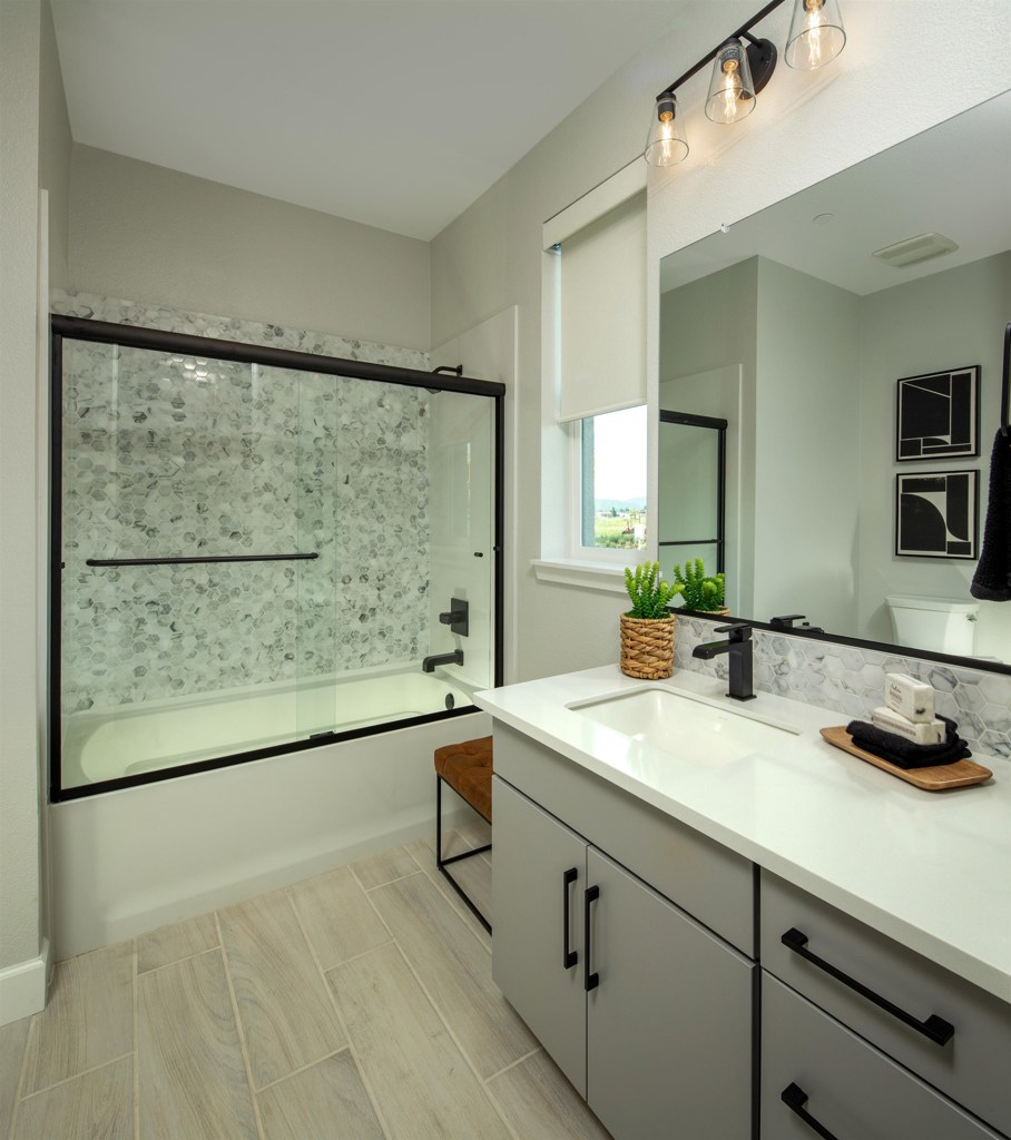 916 916 More Lane 1805