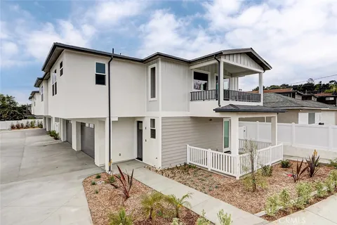 26016 Oak Street Unit E, Lomita, CA 90717 - MLS#: PV25088585