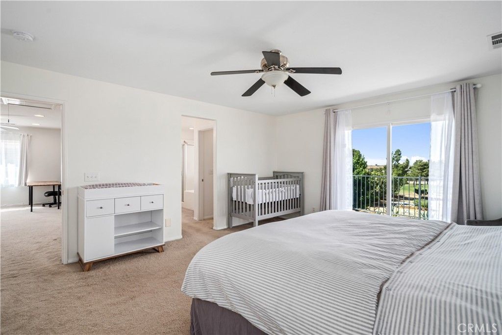 listing image 130725842961547590168