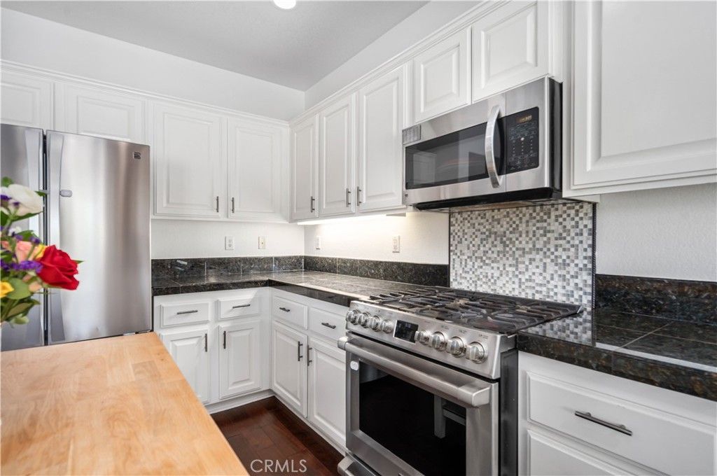 listing image 130721038089750611116