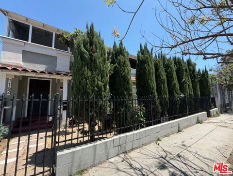 Photo of 1162 N St Andrews Place, Los Angeles, CA 90038 (MLS # 26830139)