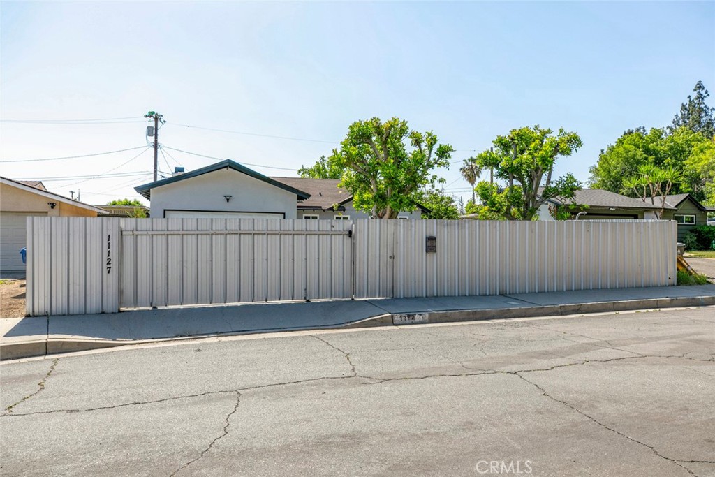11127 Monogram Avenue