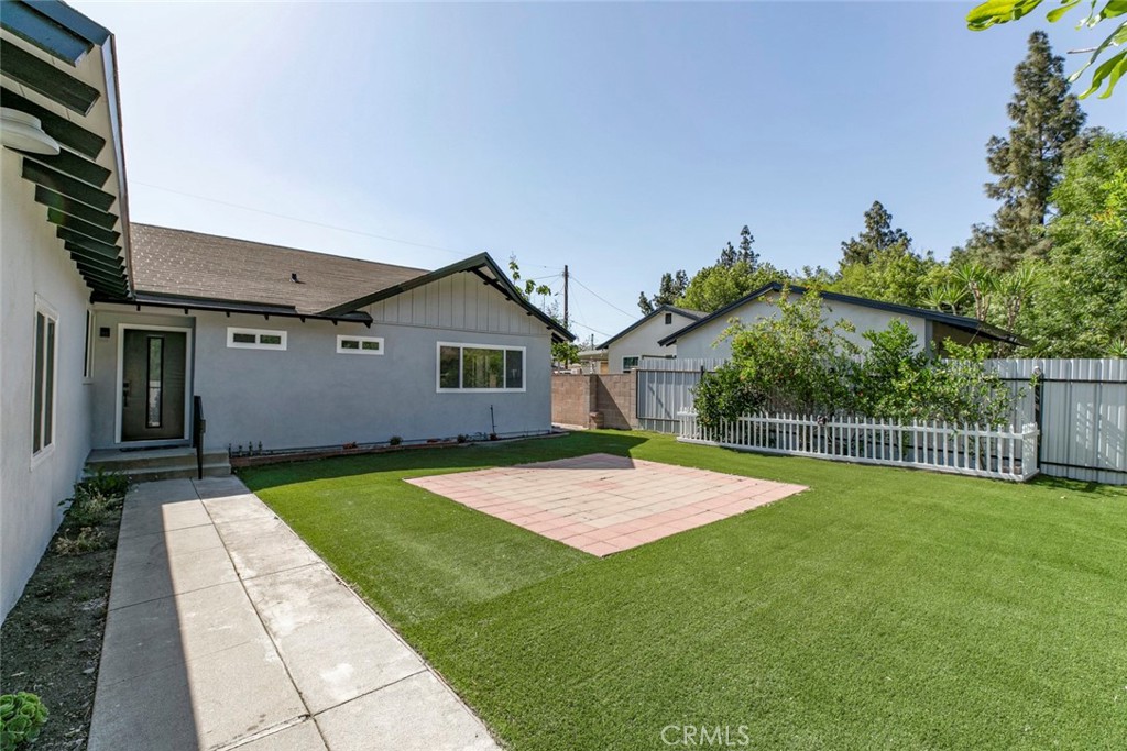 11127 Monogram Avenue