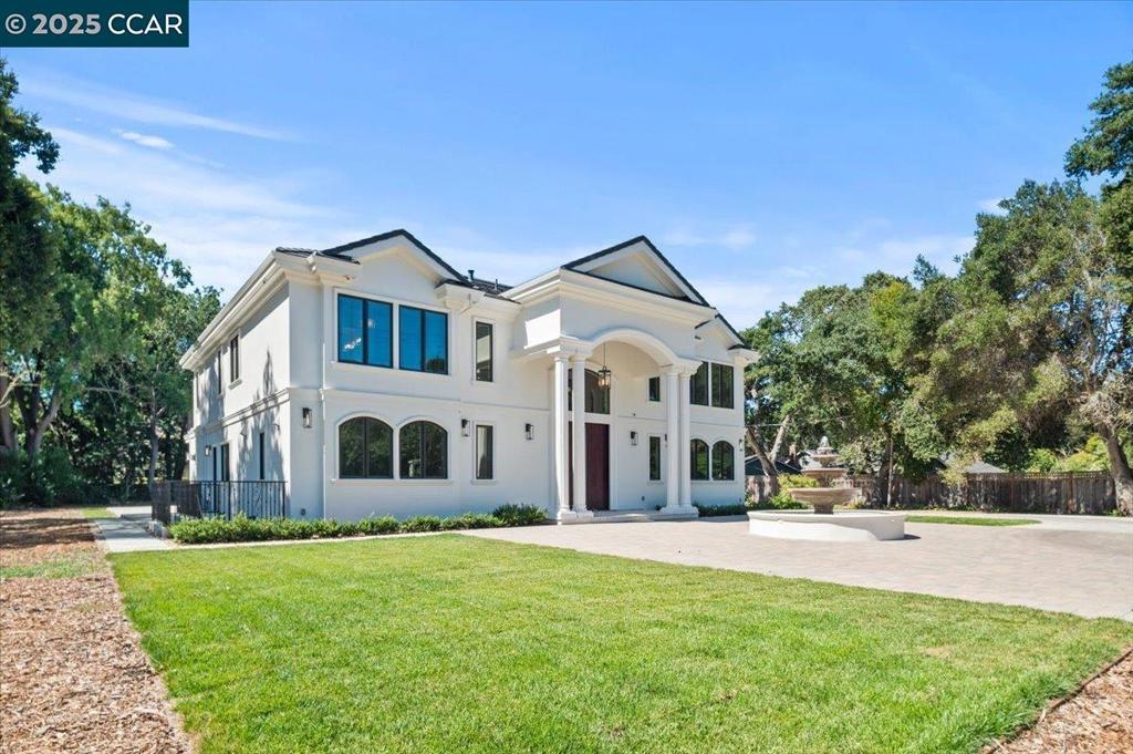 74 Middlefield Rd