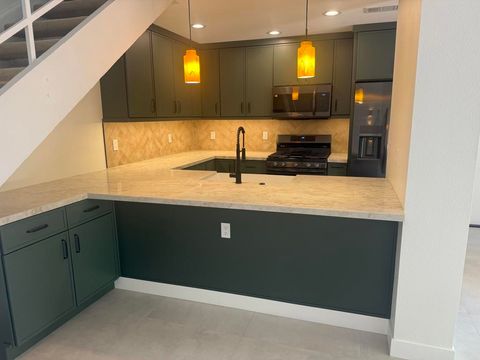 74185 Catalina Way Palm Desert CA 92260