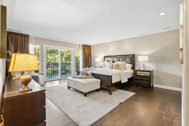 Redwood City, California 94062, United States, 4 Bedrooms Bedrooms, ,3 BathroomsBathrooms,Residential,Active,5384