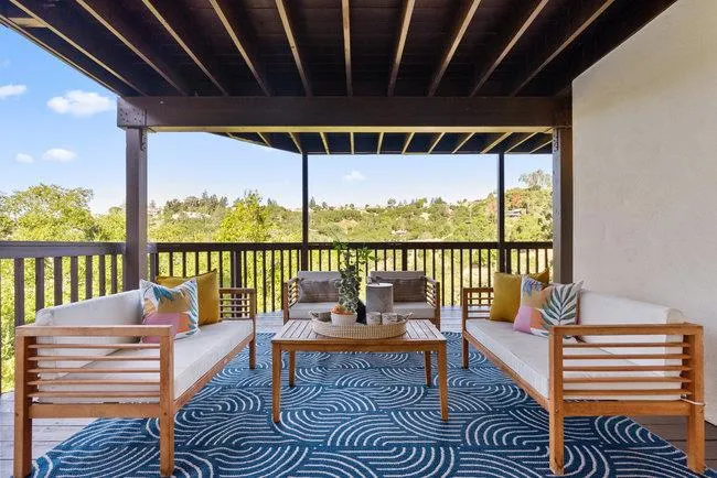 Redwood City, California 94062, United States, 4 Bedrooms Bedrooms, ,3 BathroomsBathrooms,Residential,Active,5384