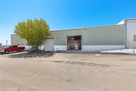 Photo of 651 Thunderbolt Street, Chico, CA 95973 (MLS # SN25255248)