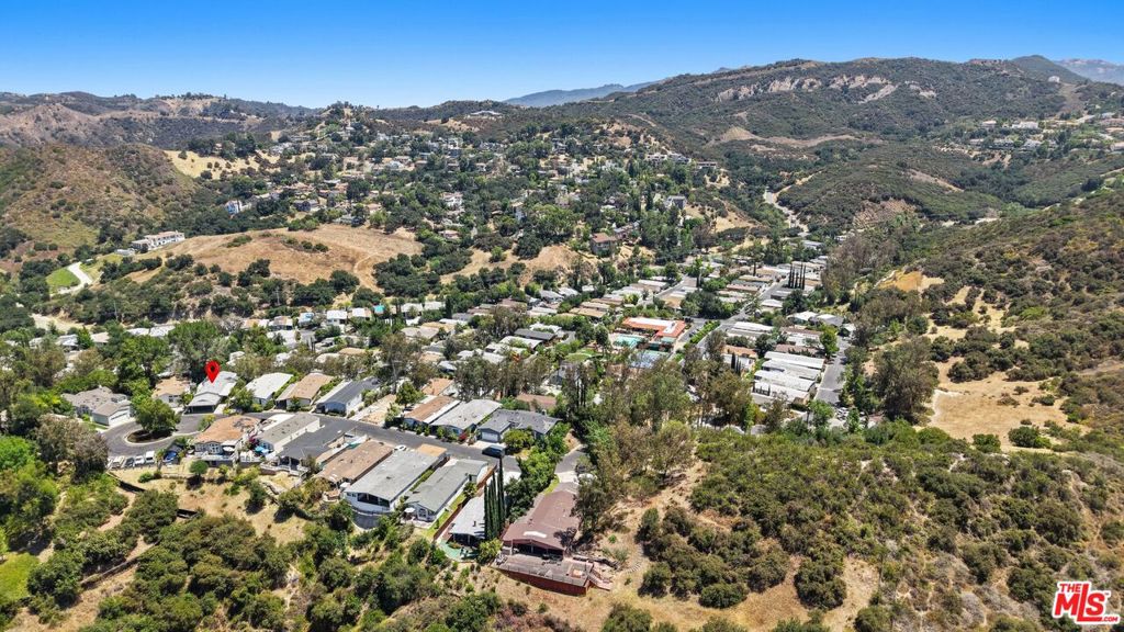 23777 Mulholland Hwy #70