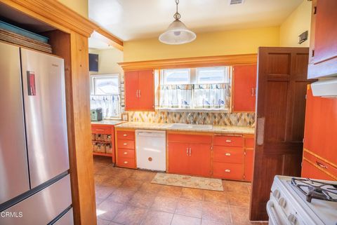 Tiny photo for 550 S G Street, Oxnard, CA 93030 (MLS # V1-34818)