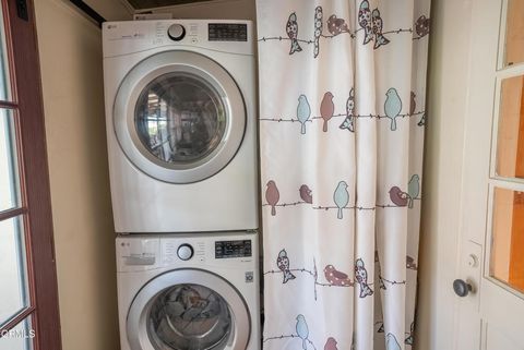 Tiny photo for 550 S G Street, Oxnard, CA 93030 (MLS # V1-34818)