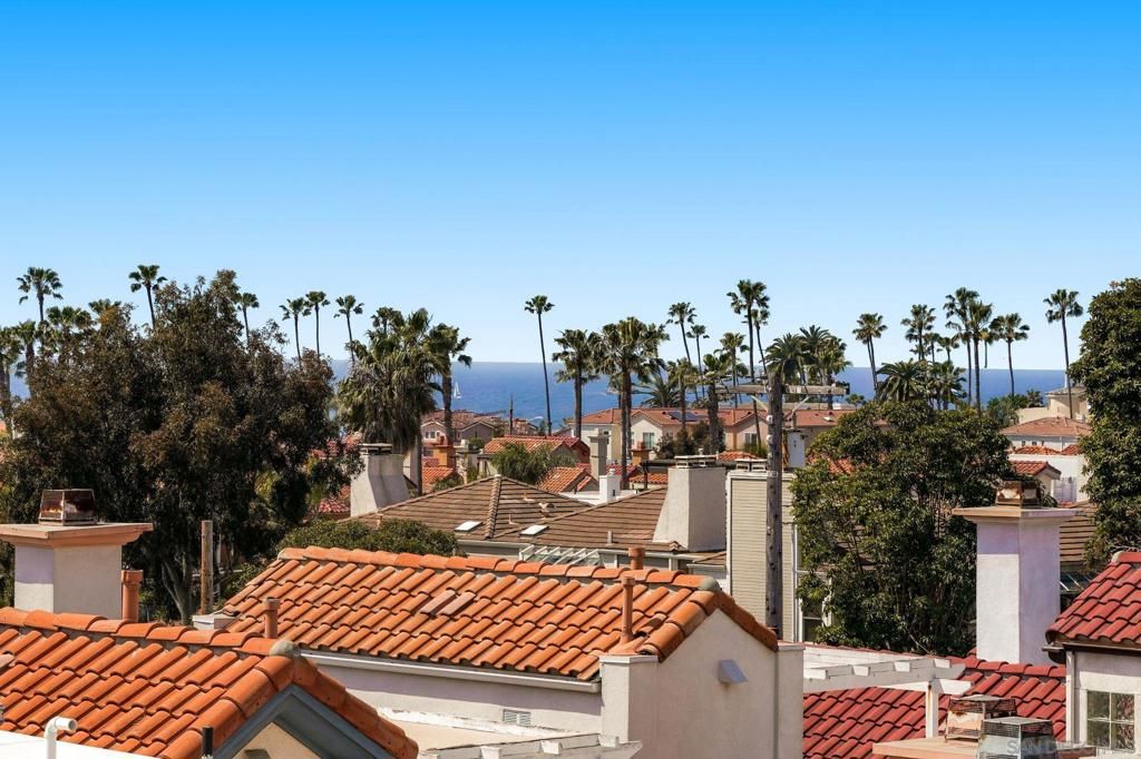 listing image 130723900563164441030